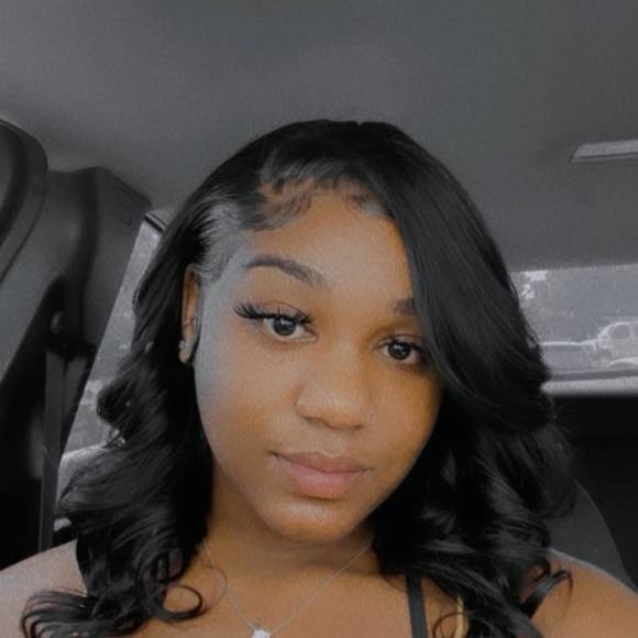 Meet your Posher, Jeanece - Picture 1 of 1